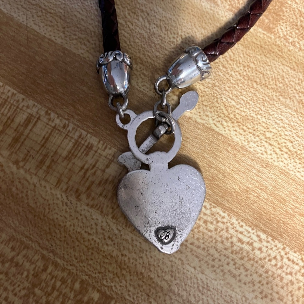 🌸Brighton Vintage Heart Toggle Brown Leather Necklace - Picture 3 of 6